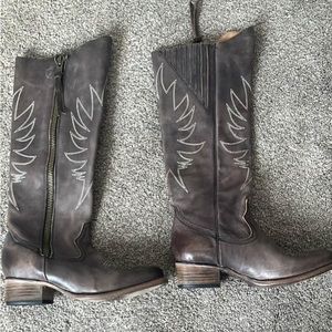 Freebird Whisper Boots